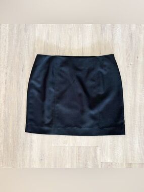 KASPER SEPARATES Black Pencil Skirt Women's Size 8P Lined Back Slits Side Zip